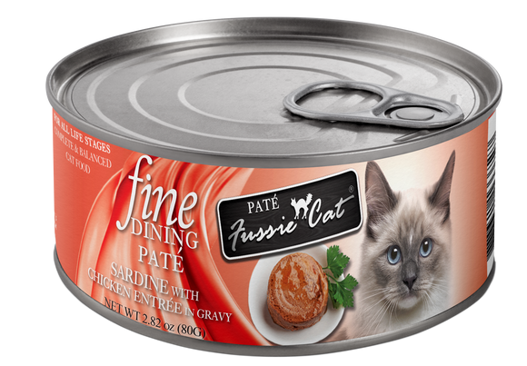 Fussie Cat Fine Dining - Pate - Sardine with Chicken Entree in gravy 2.82oz